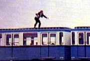 Belmondo bei seinem halsbrecherischen Metrostunt