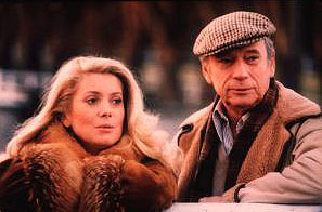 Catherine Deneuve und Yves Montand in 'Wahl der Waffen'